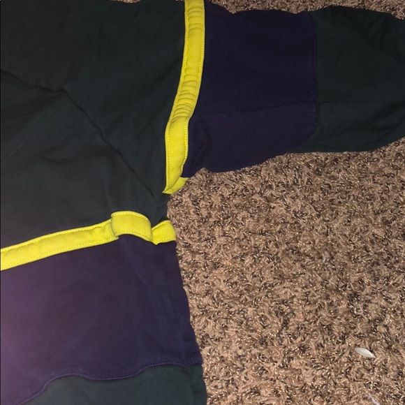 Puma pull over. - Picture 3 of 4